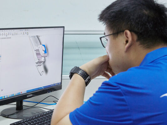 Влагозащищенный светодиодный светильник D4 160LPW с аварийным режимом 4 Вт@3 часа, готовый к работе, Plug and Play, прост в обслуживании​ Подходит для парковок и освещения